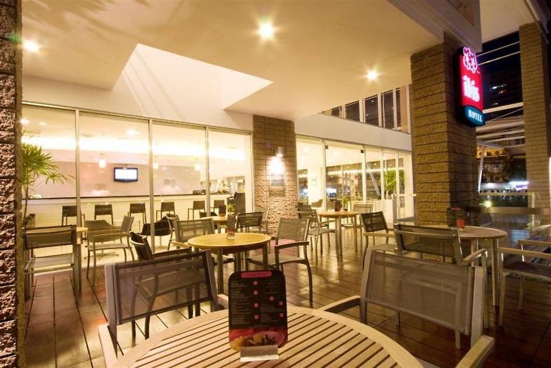 曼谷沙吞宜必思酒店 酒店 曼谷