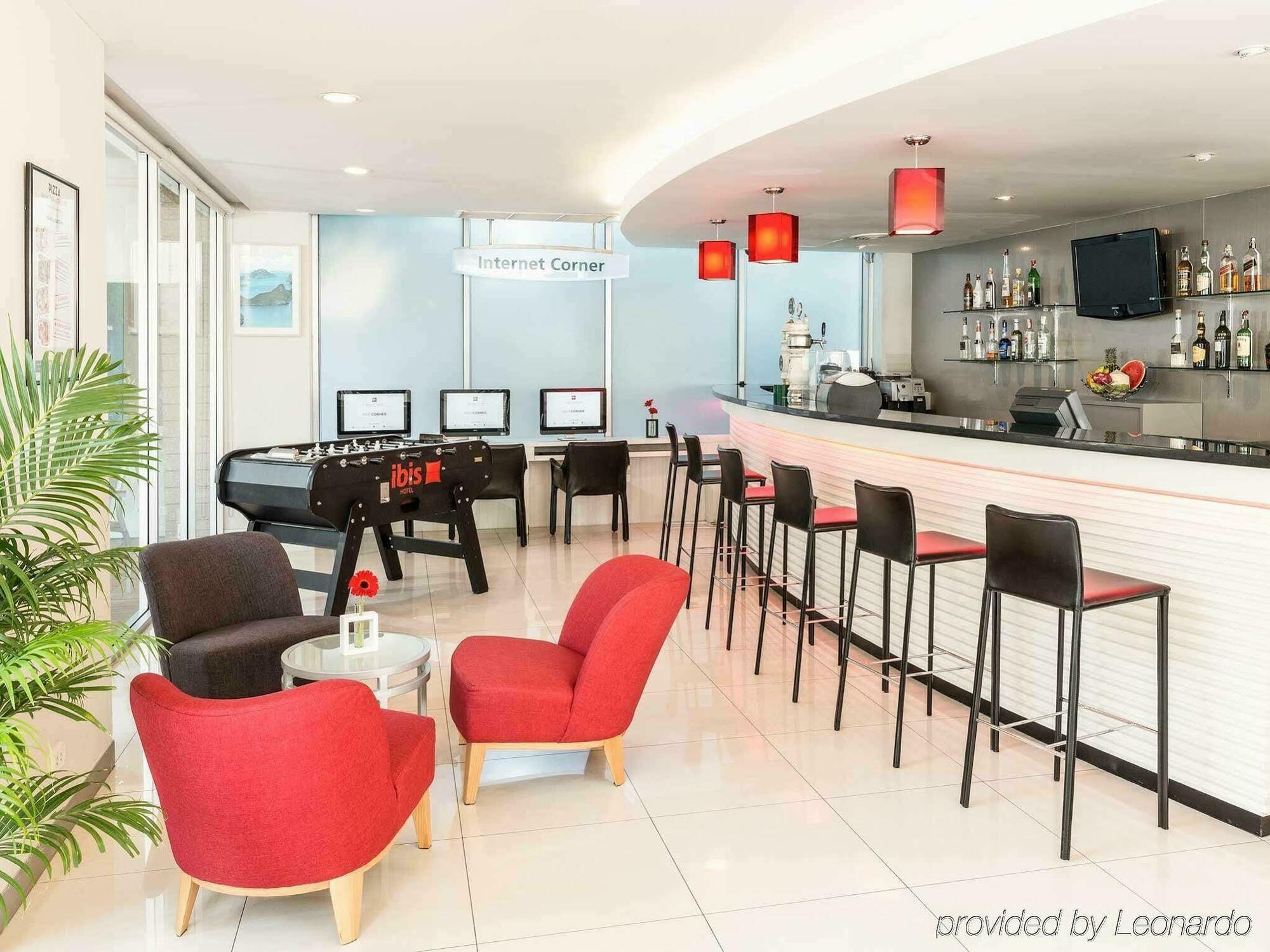 酒店 曼谷沙吞宜必思酒店 3*